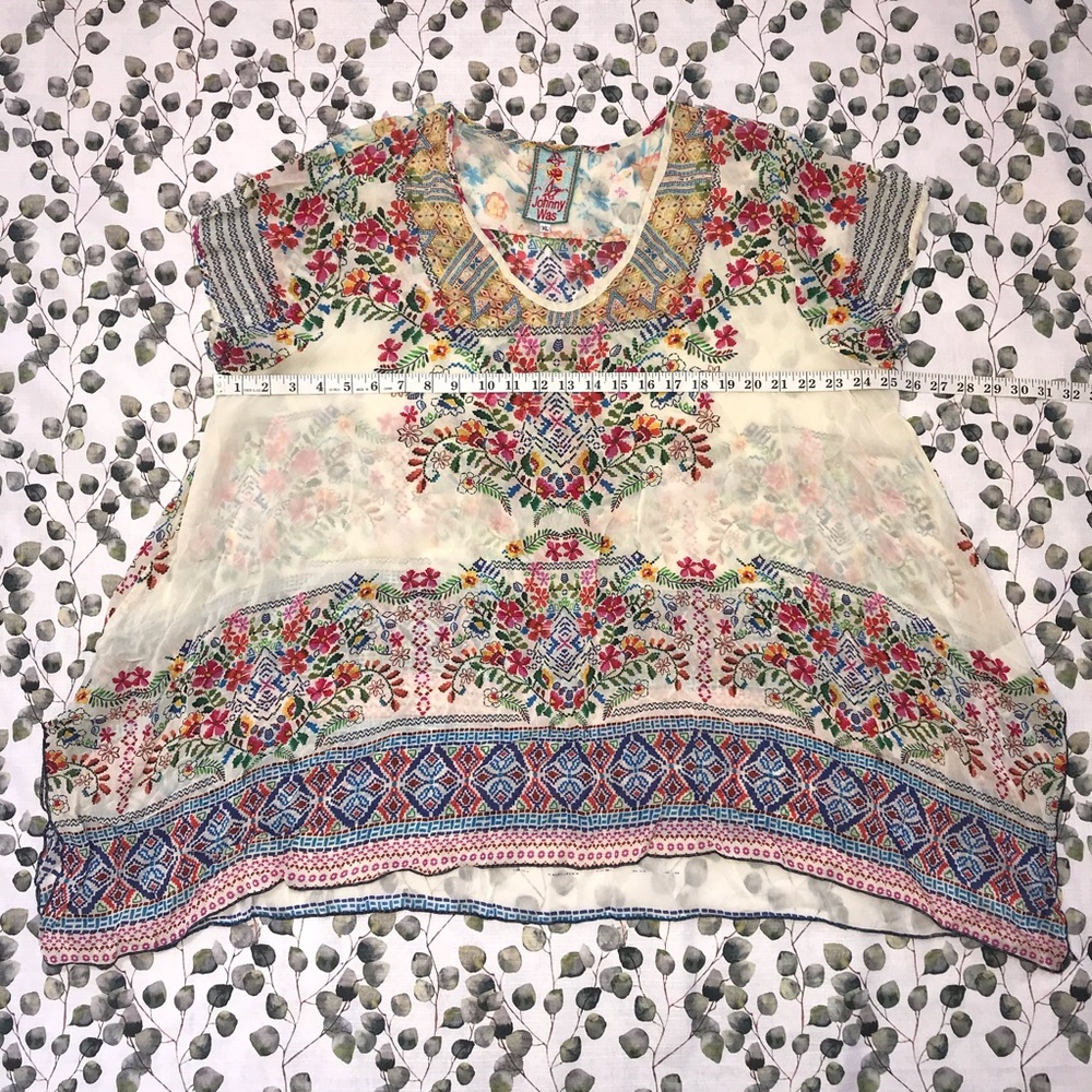 Johnny Was Trends Short Sleeve Printed Top - Picture 4 of 7